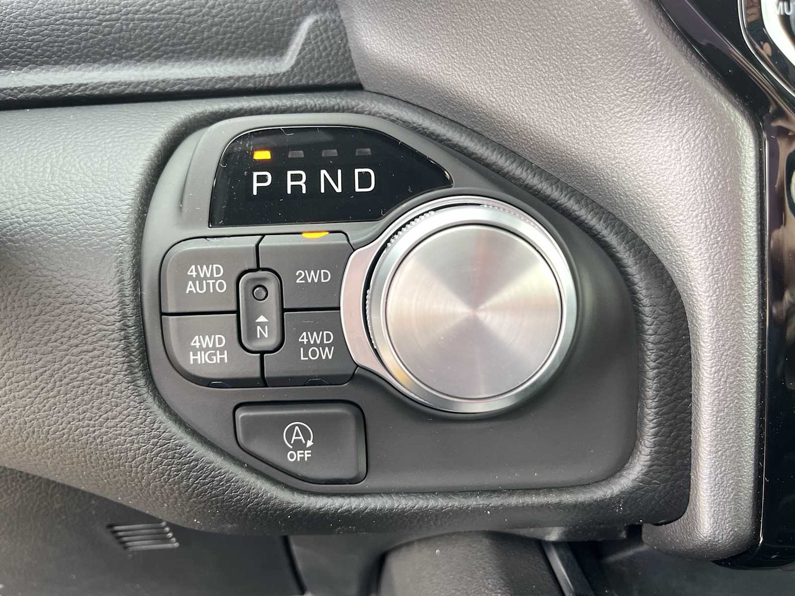 Thumbnail: 2026 RAM 1500 - 17