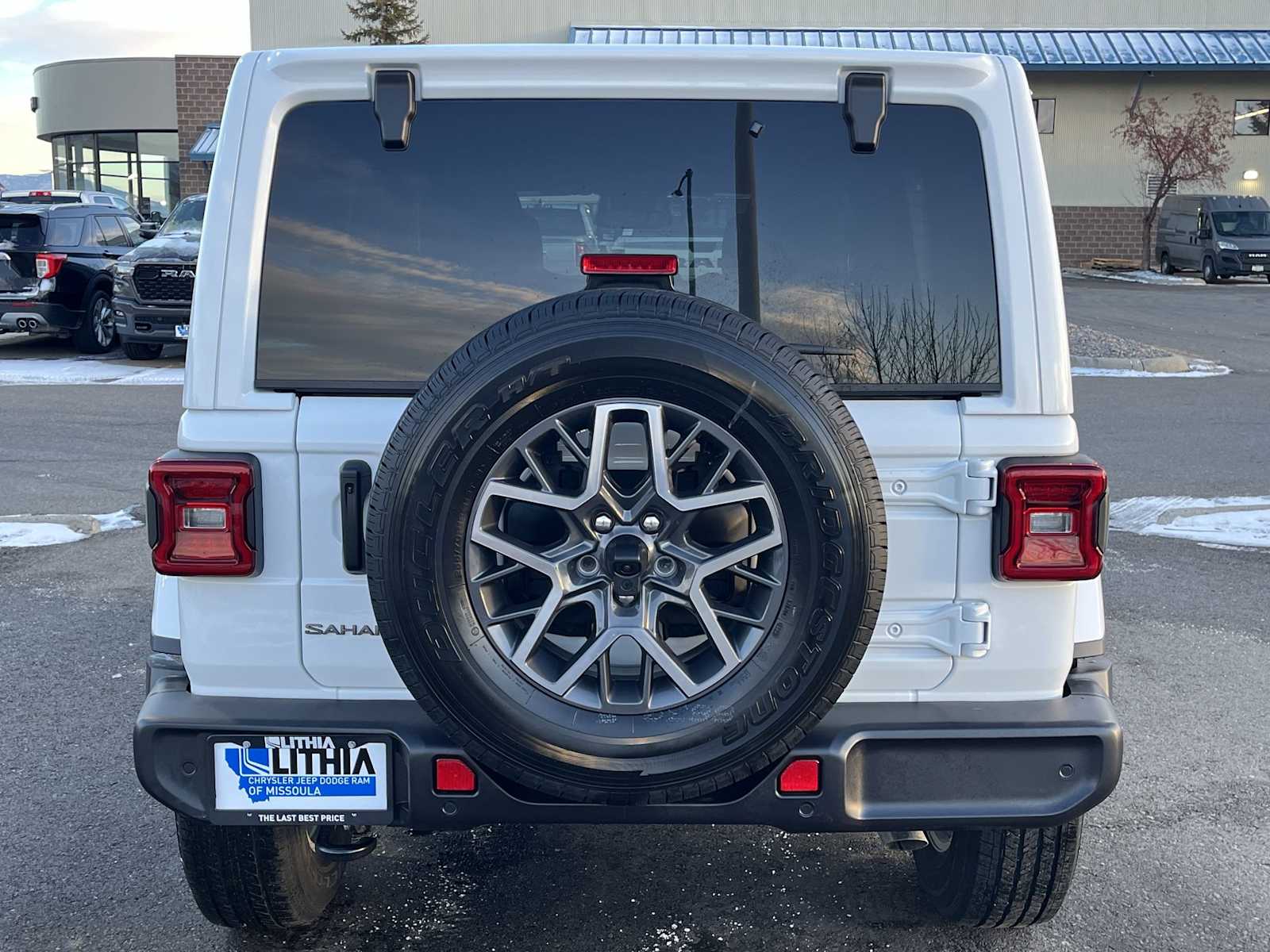 Thumbnail: 2026 Jeep Wrangler - 5