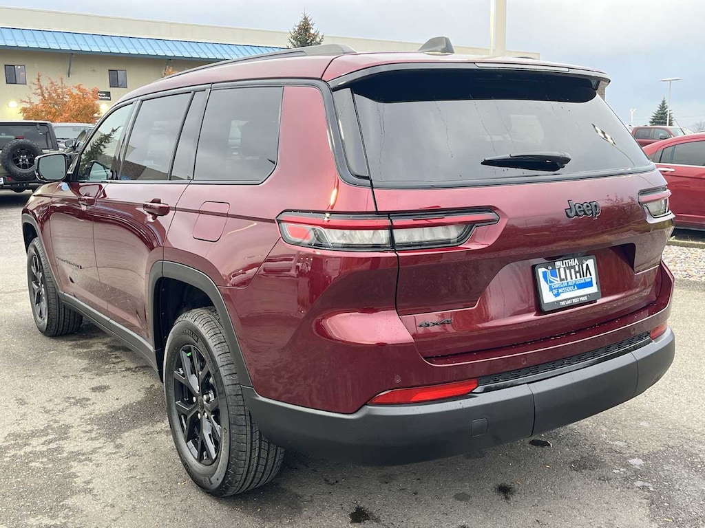 New 2025 Jeep Grand Cherokee L ALTITUDE 4X4 Sport Utility