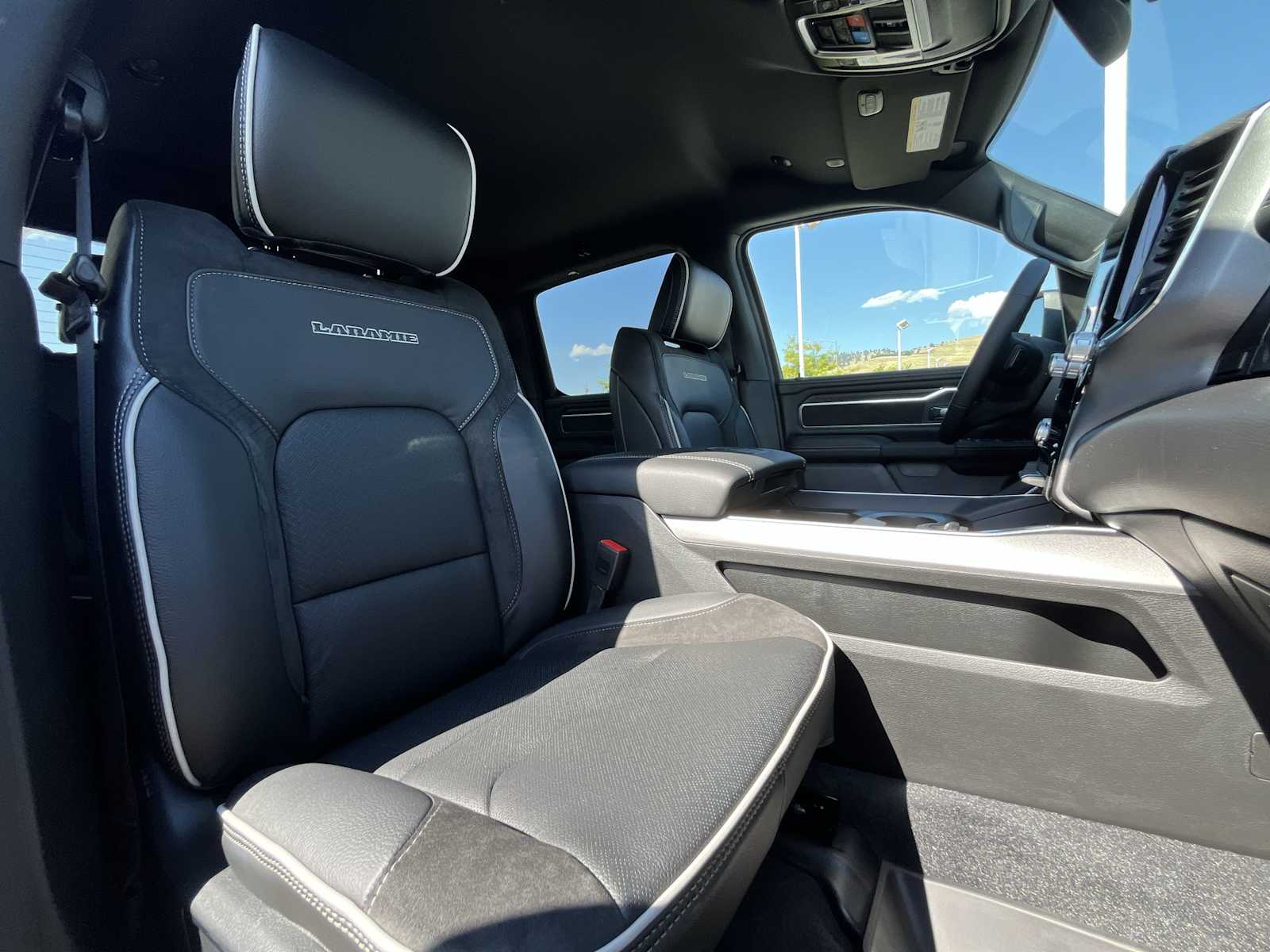 Thumbnail: 2026 RAM 1500 - 14