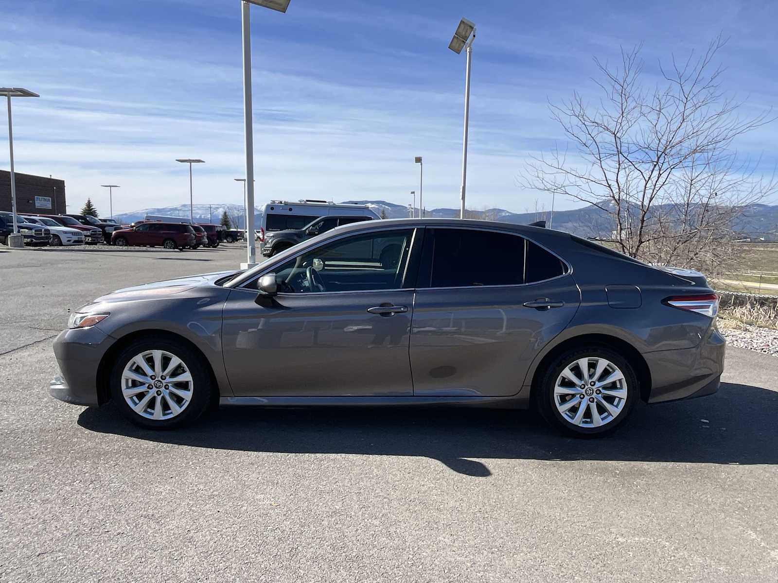 Thumbnail: 2019 Toyota Camry - 3