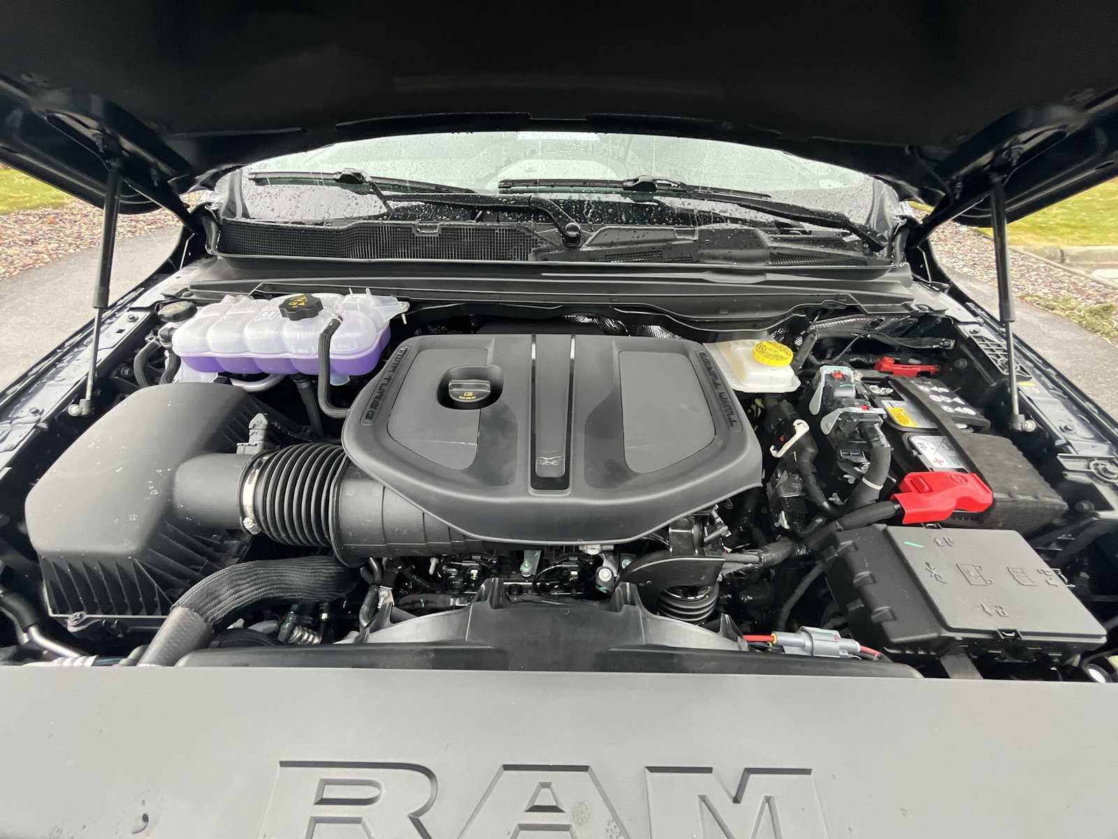 Thumbnail: 2026 RAM 1500 - 9