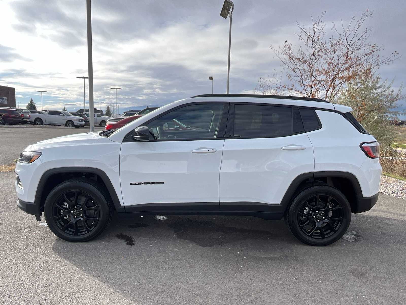 Thumbnail: 2026 Jeep Compass - 3
