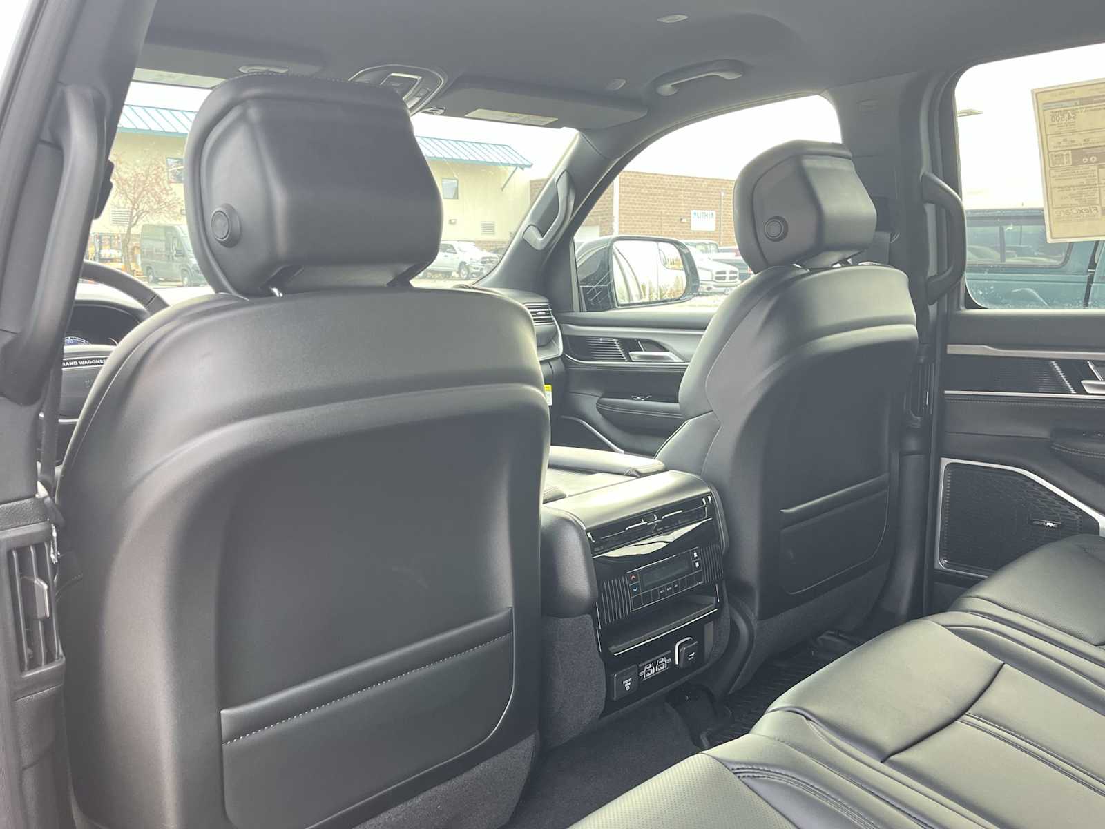 Thumbnail: 2026 Jeep Grand Wagoneer - 12