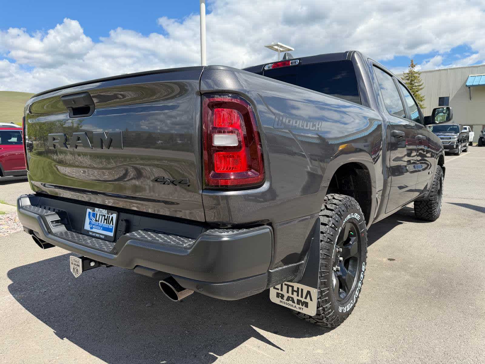 Thumbnail: 2026 RAM 1500 - 10