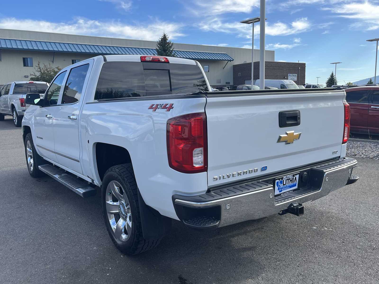 Thumbnail: 2018 Chevrolet Silverado 1500 - 4