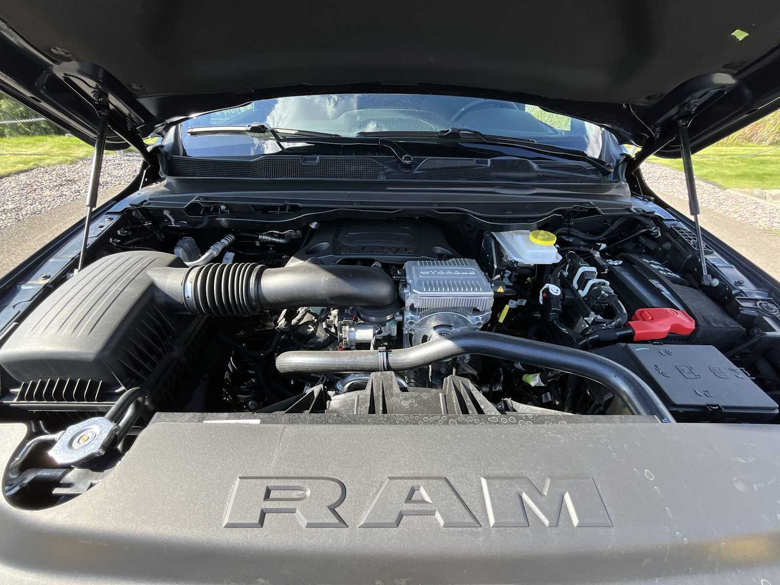 Thumbnail: 2026 RAM 1500 - 9