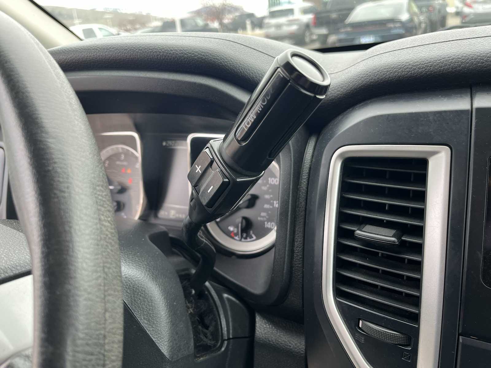 Thumbnail: 2017 Nissan Titan - 17