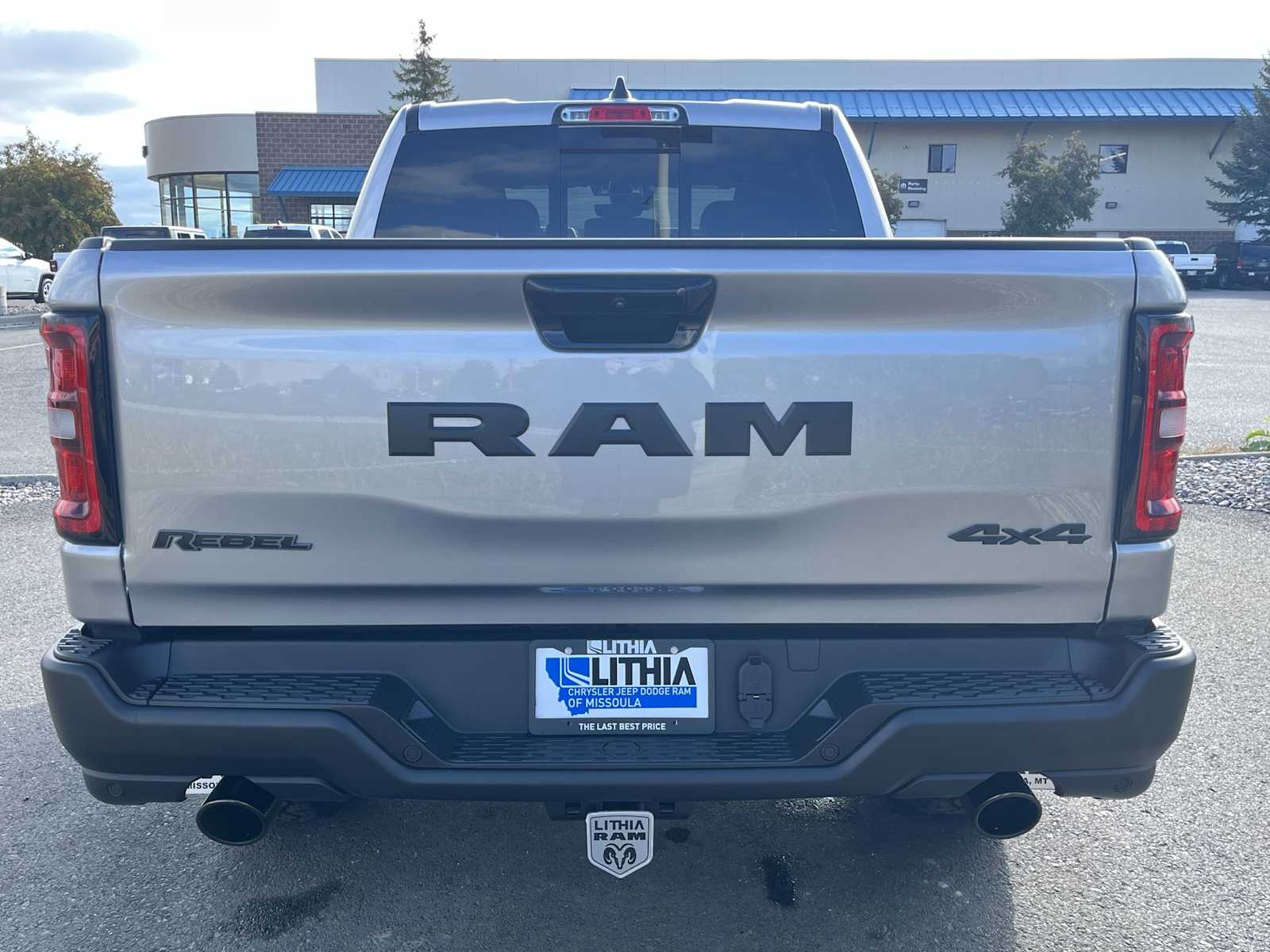 Thumbnail: 2026 RAM 1500 - 5