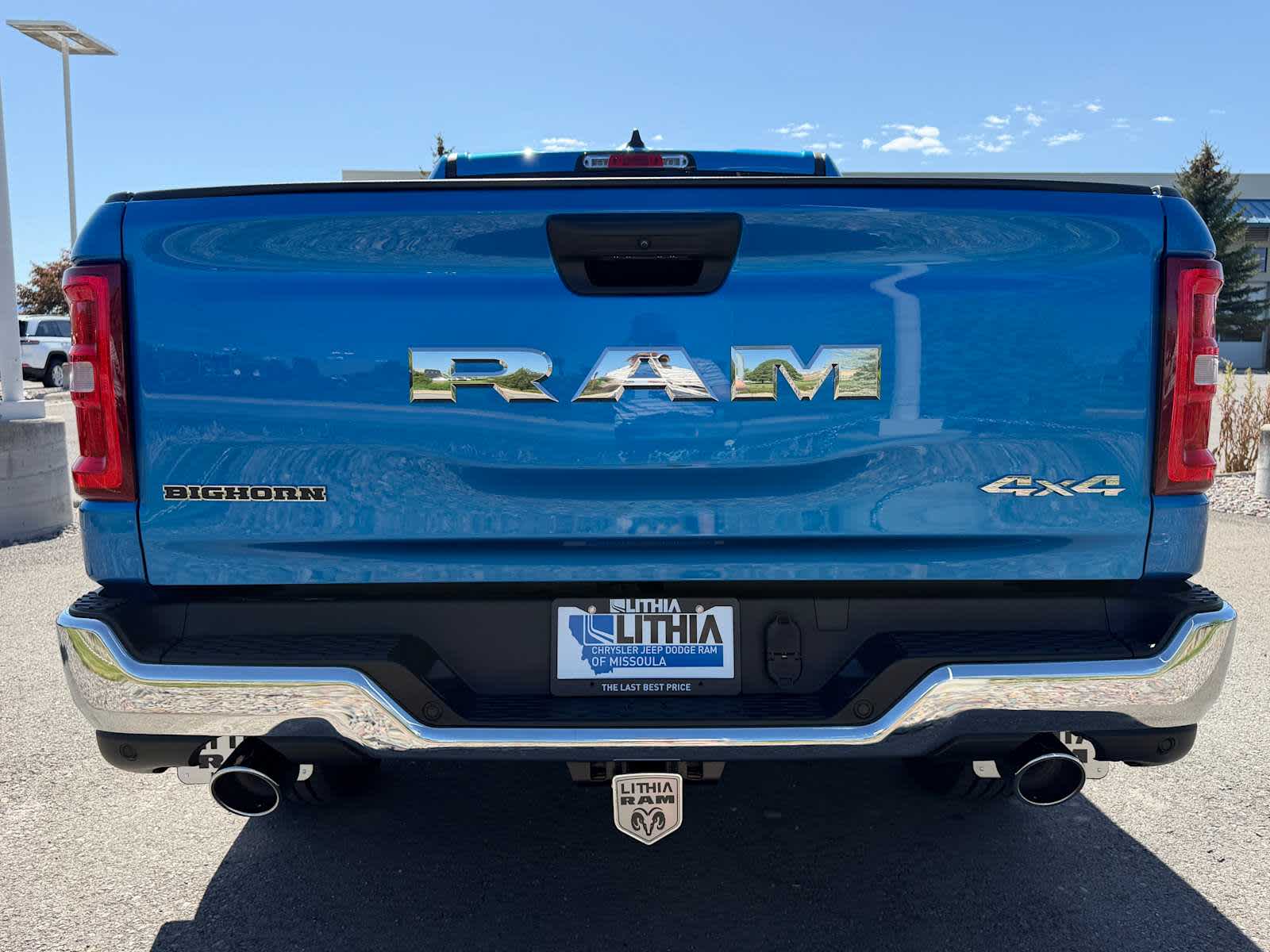 Thumbnail: 2026 RAM 1500 - 9