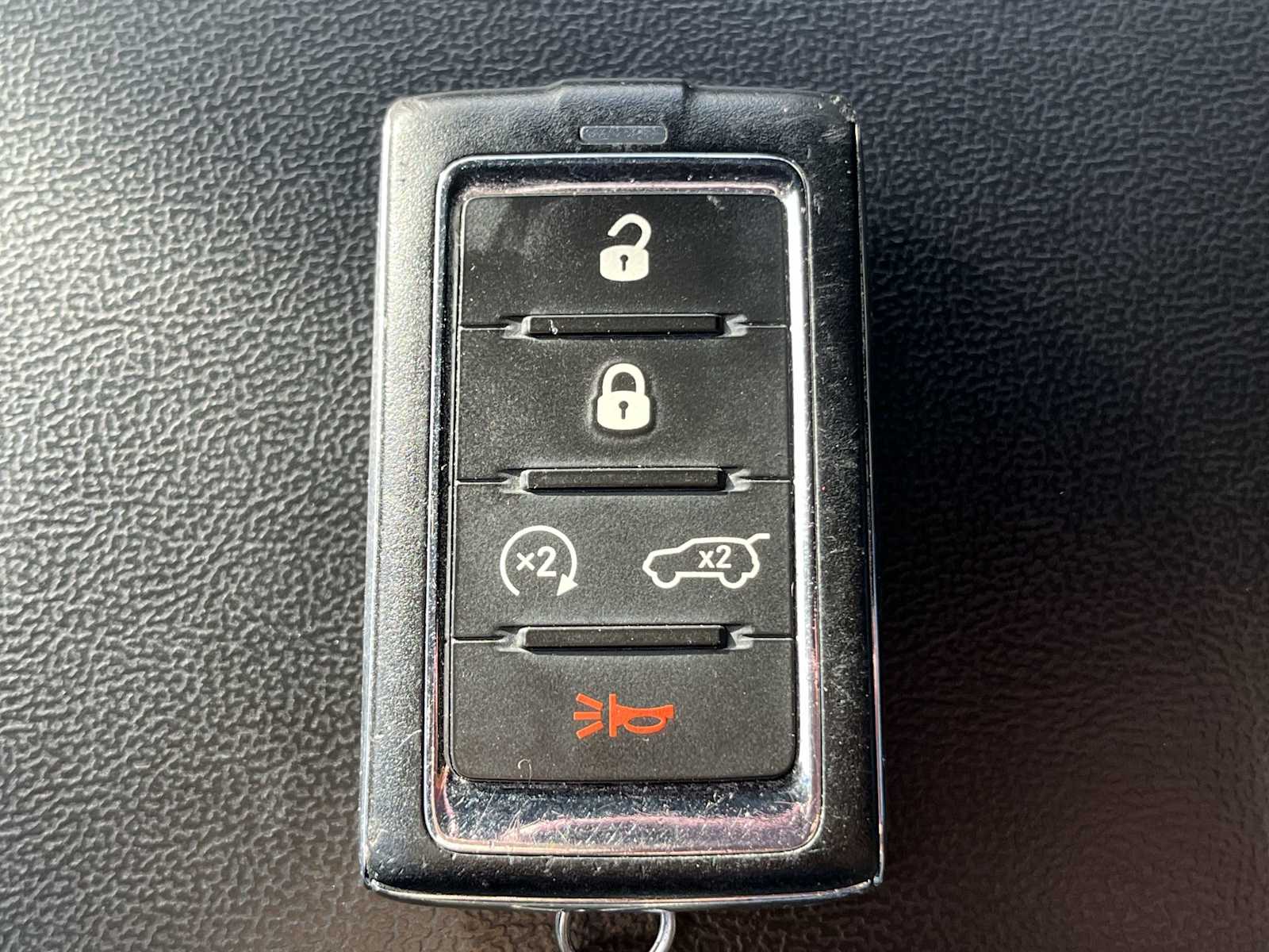 Thumbnail: 2023 Jeep Grand Cherokee - 20