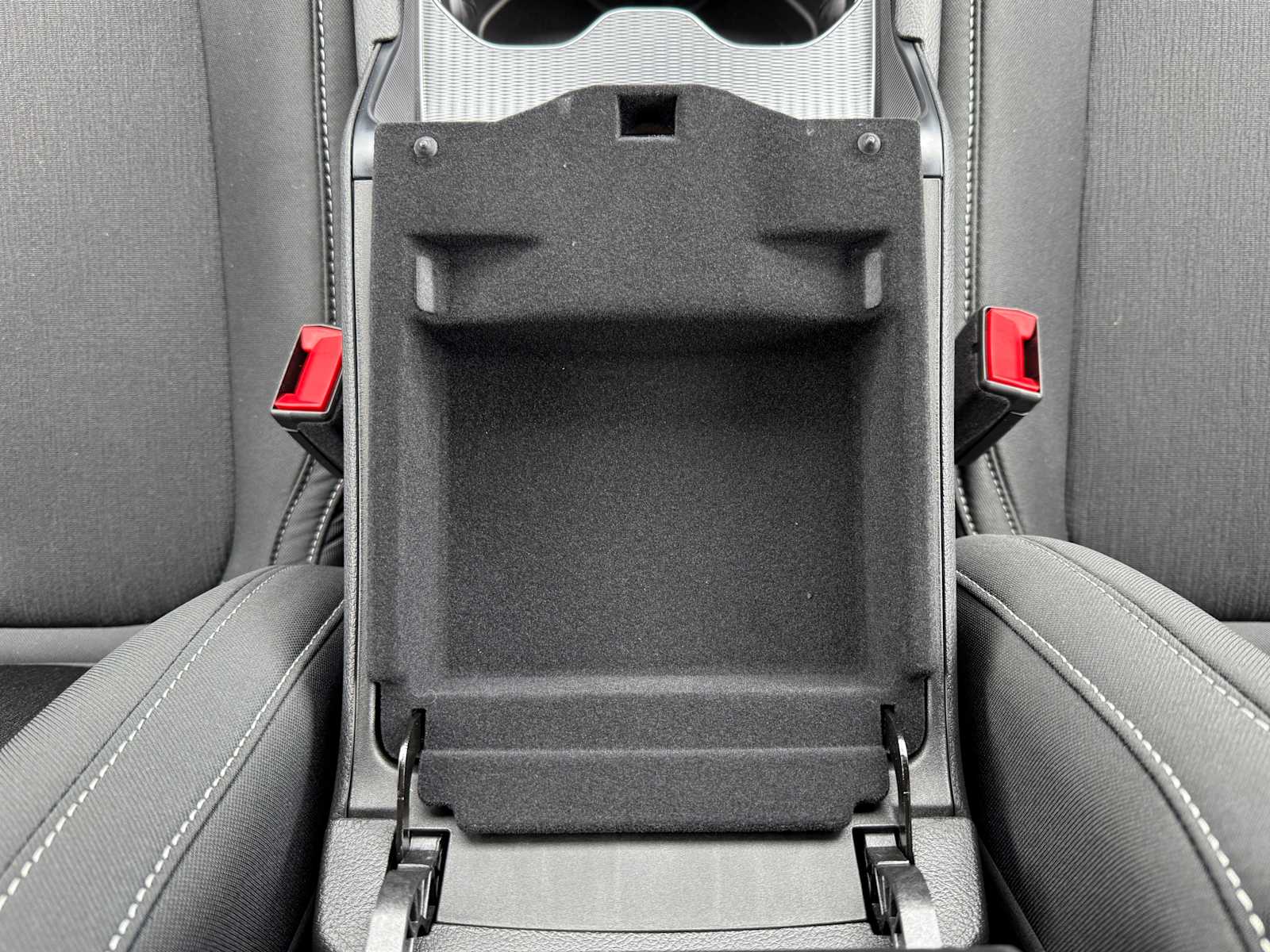 Thumbnail: 2025 Jeep Grand Cherokee - 21