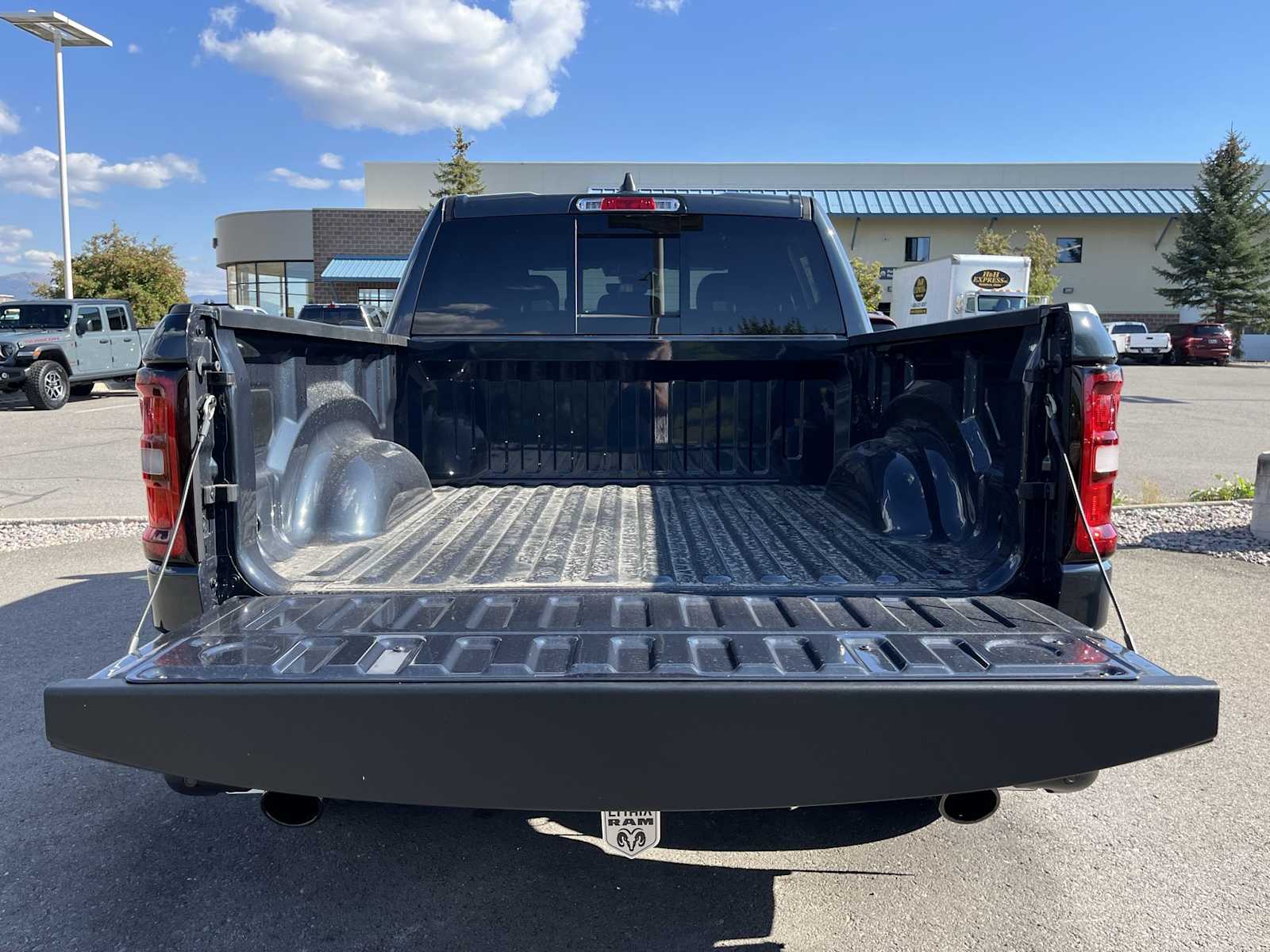 Thumbnail: 2026 RAM 1500 - 19