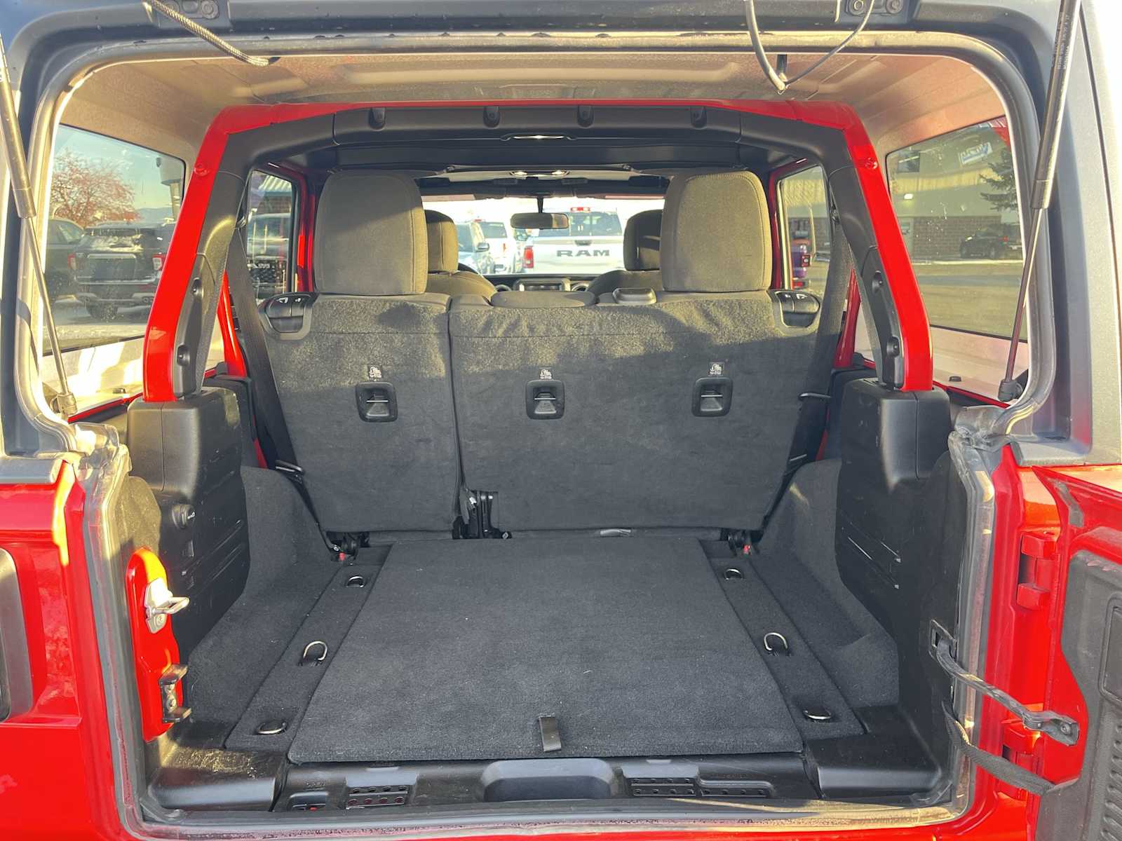 Thumbnail: 2021 Jeep Wrangler - 20