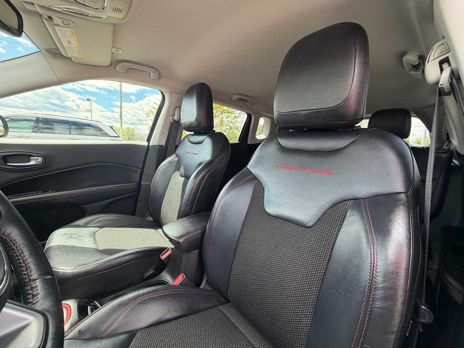 Thumbnail: 2018 Jeep Compass - 12