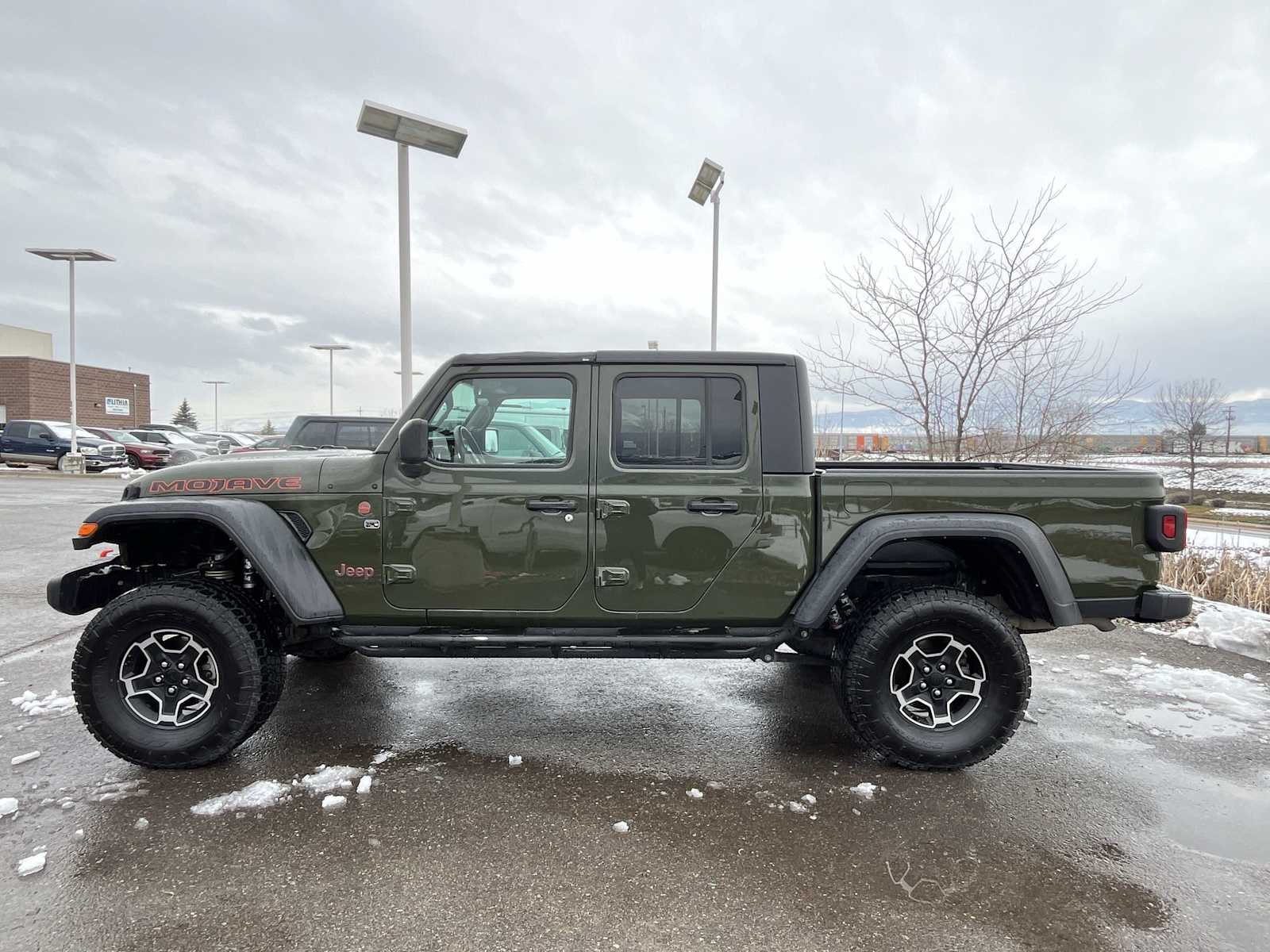 Thumbnail: 2022 Jeep Gladiator - 3