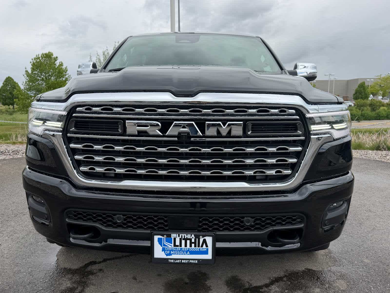 Thumbnail: 2026 RAM 1500 - 4