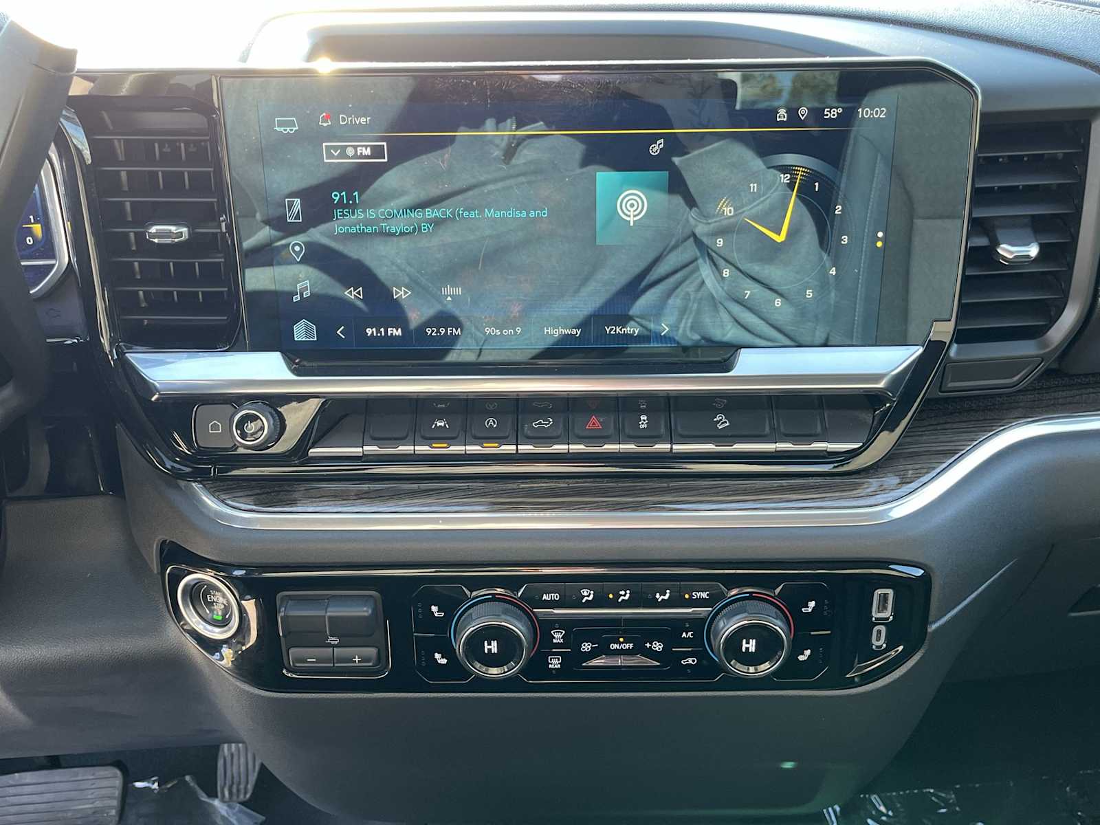 Thumbnail: 2023 Chevrolet Silverado 1500 - 16