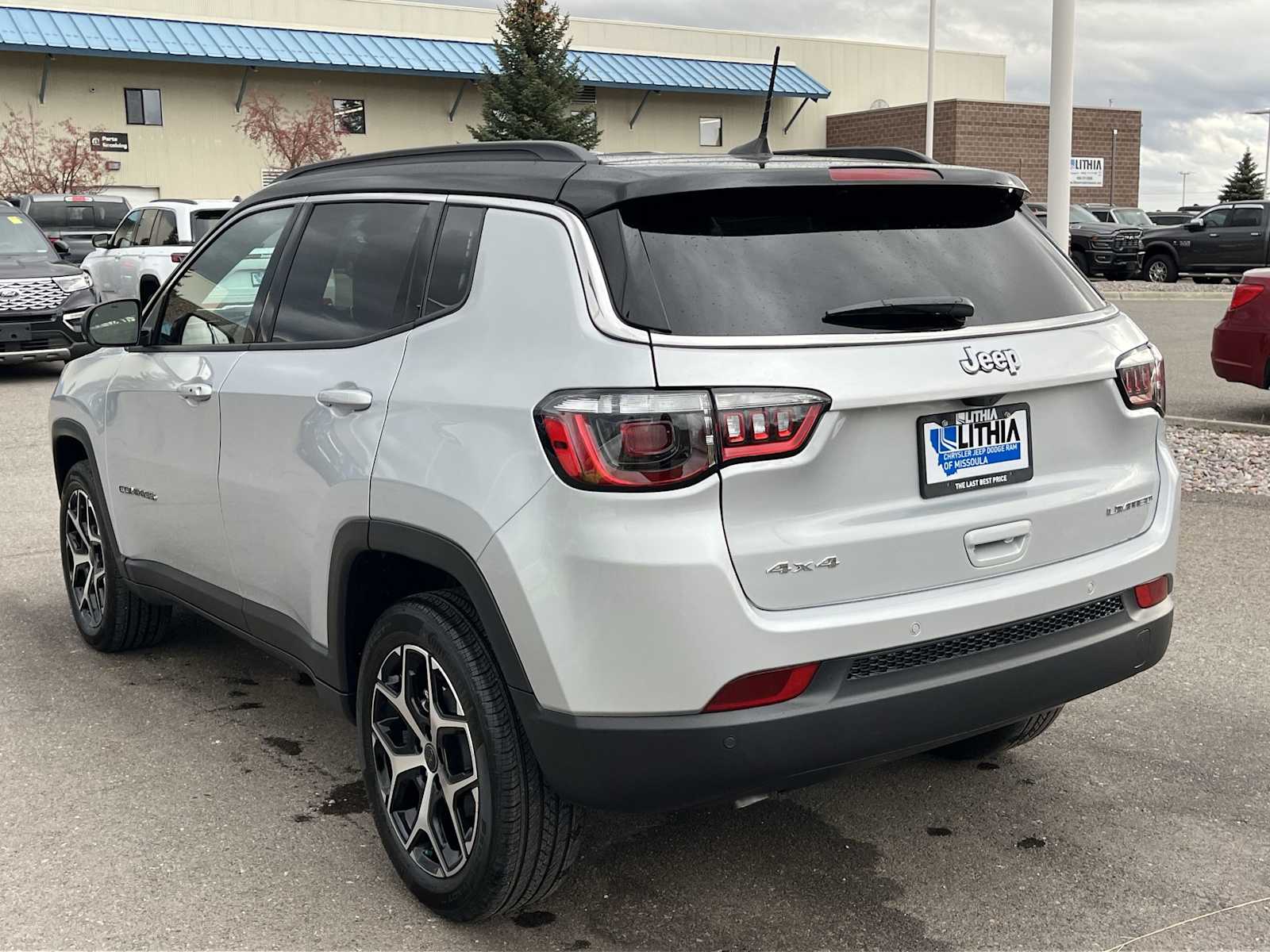 Thumbnail: 2026 Jeep Compass - 4