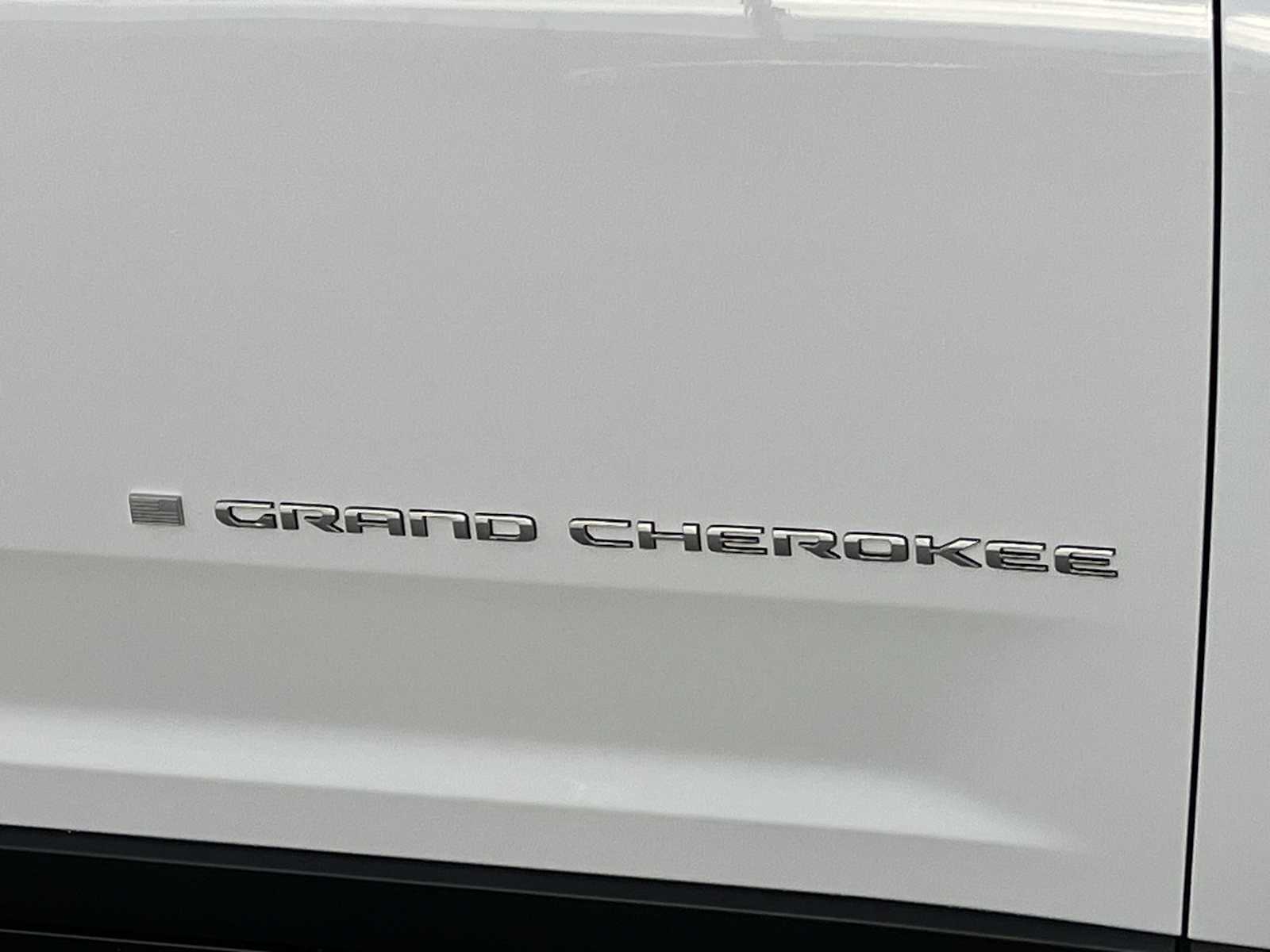 Thumbnail: 2025 Jeep Grand Cherokee - 7