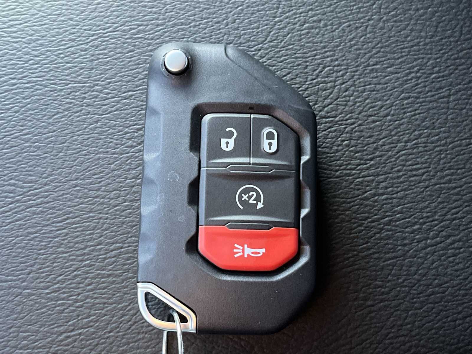 Thumbnail: 2026 Jeep Gladiator - 20