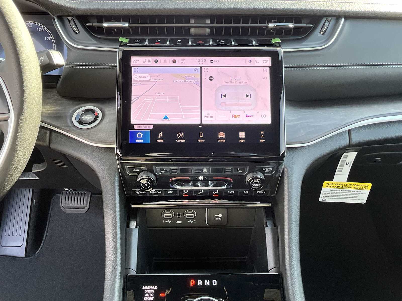 Thumbnail: 2025 Jeep Grand Cherokee - 16