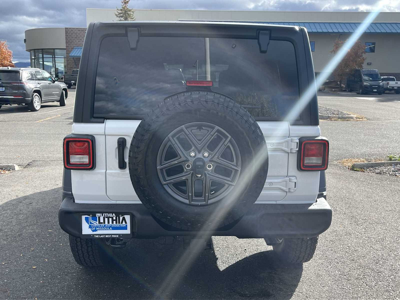 Thumbnail: 2026 Jeep Wrangler - 5