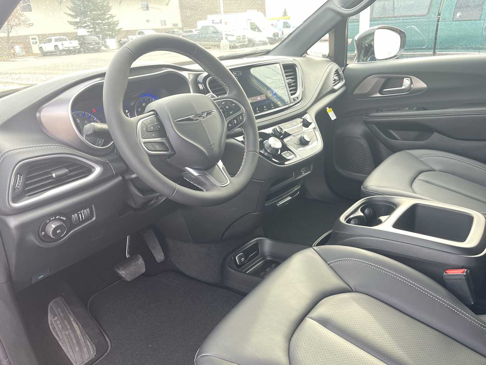 Thumbnail: 2026 Chrysler Pacifica - 2