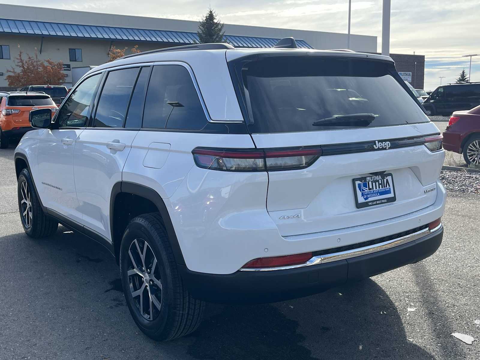 Thumbnail: 2025 Jeep Grand Cherokee - 4