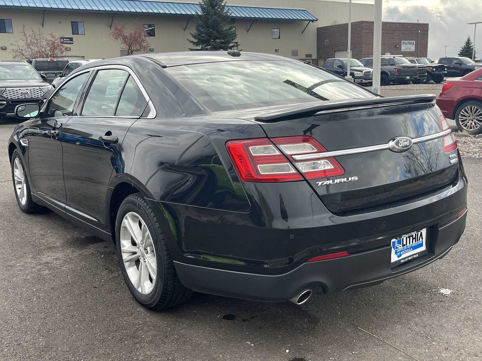 Thumbnail: 2019 Ford Taurus - 4