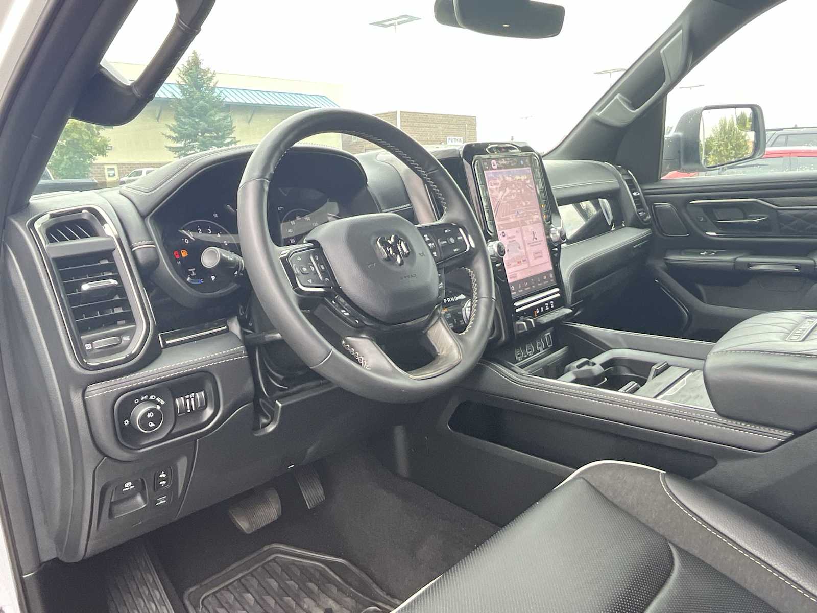 Thumbnail: 2025 RAM 1500 - 2