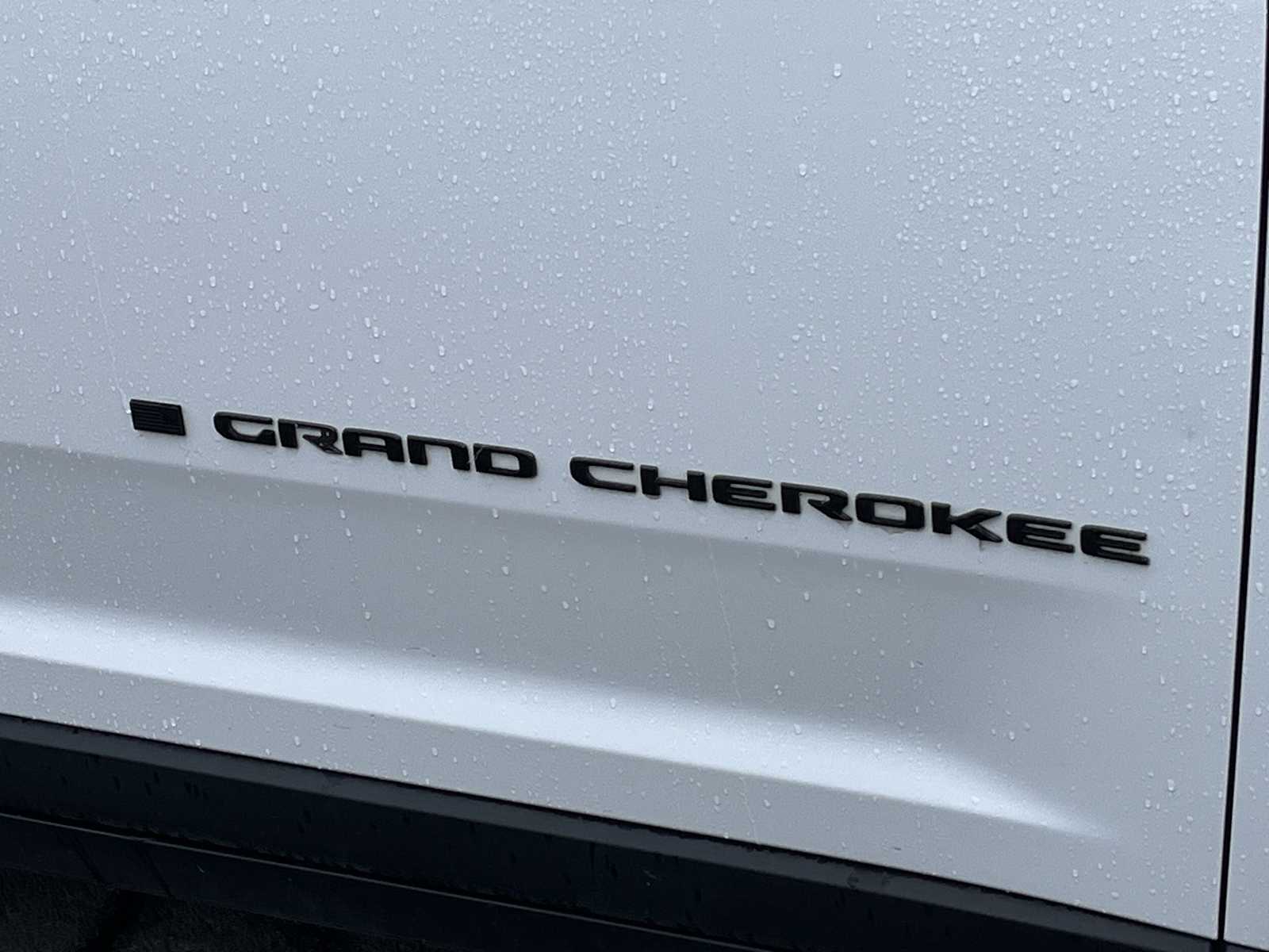 Thumbnail: 2023 Jeep Grand Cherokee - 7
