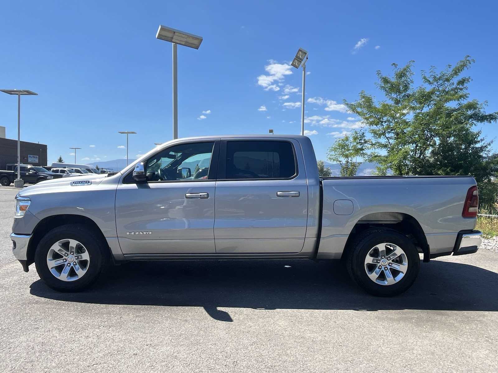 Thumbnail: 2024 RAM 1500 - 3