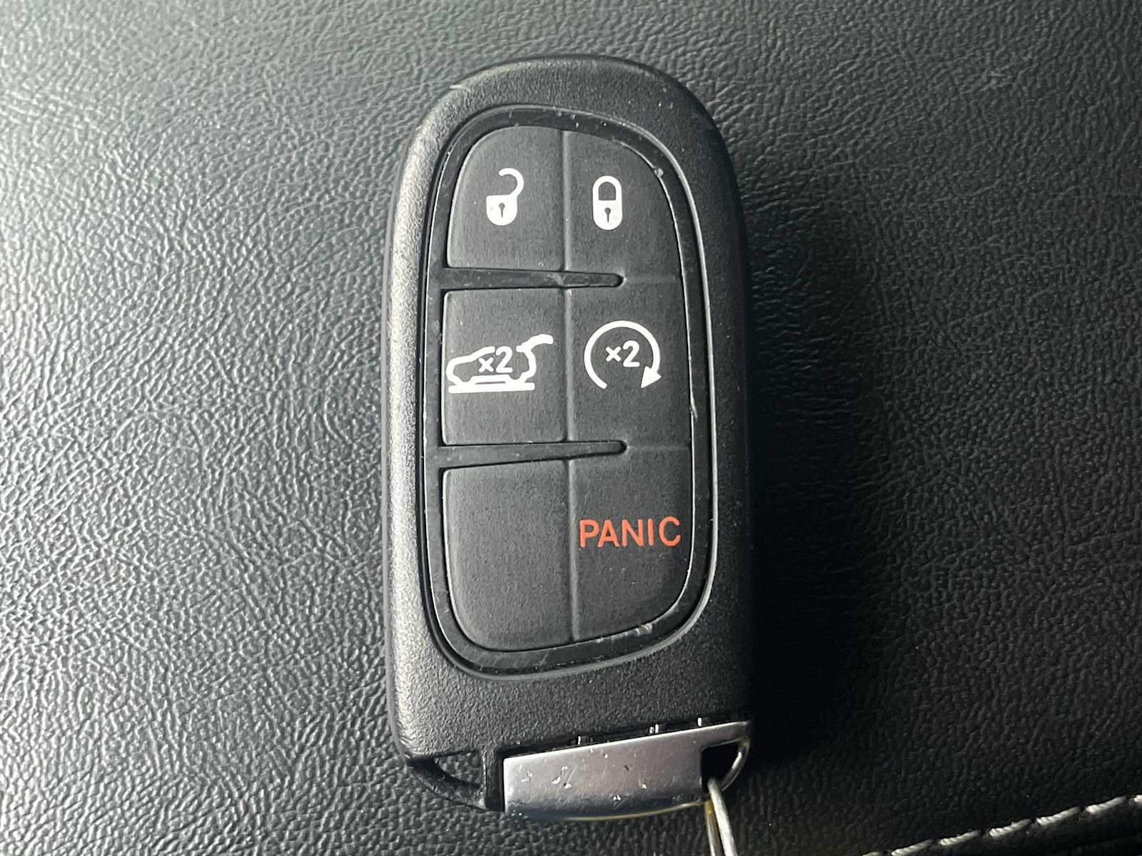 Thumbnail: 2023 Jeep Cherokee - 20