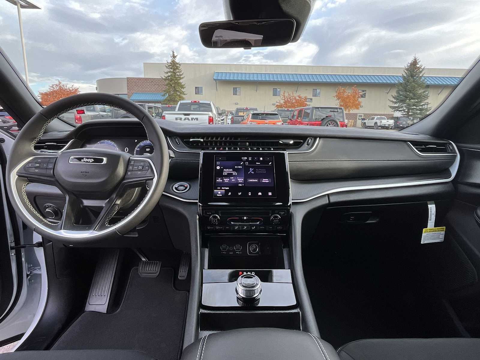 Thumbnail: 2025 Jeep Grand Cherokee - 10