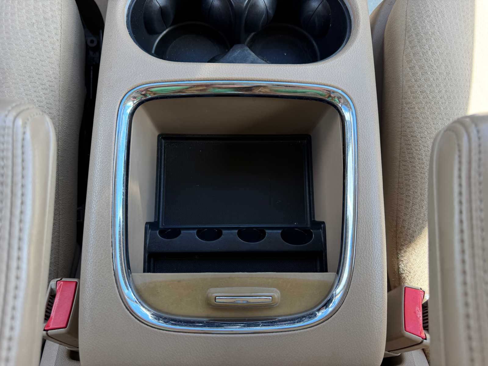 Thumbnail: 2016 Dodge Grand Caravan - 22