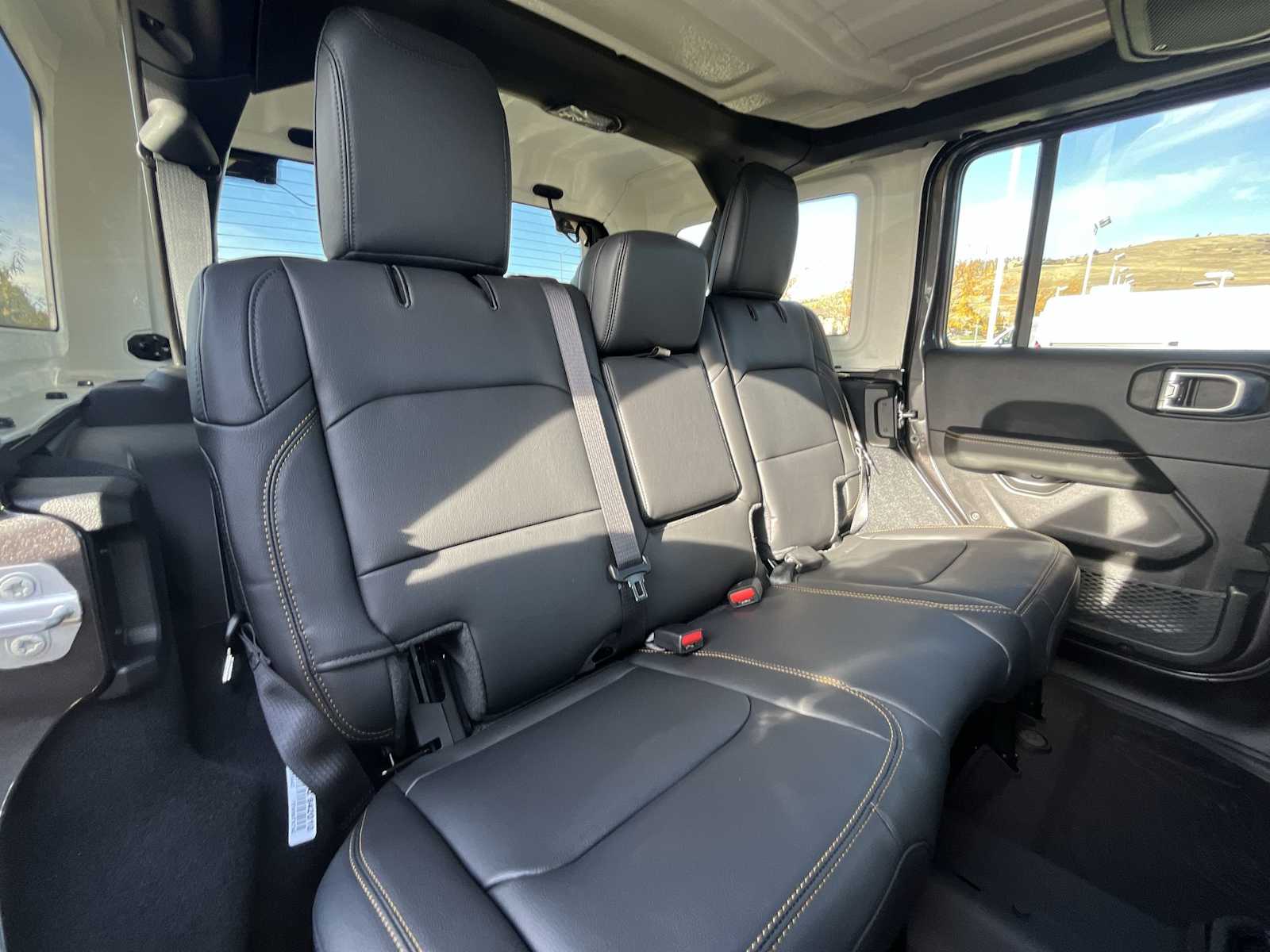 Thumbnail: 2026 Jeep Wrangler - 13