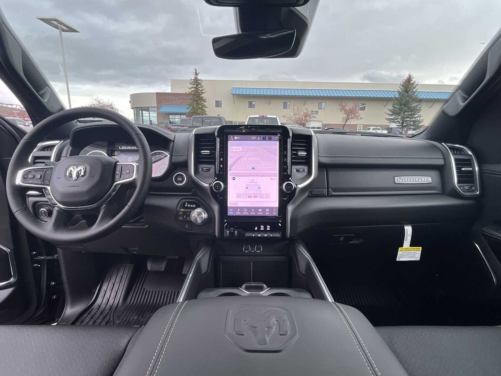 Thumbnail: 2026 RAM 1500 - 10