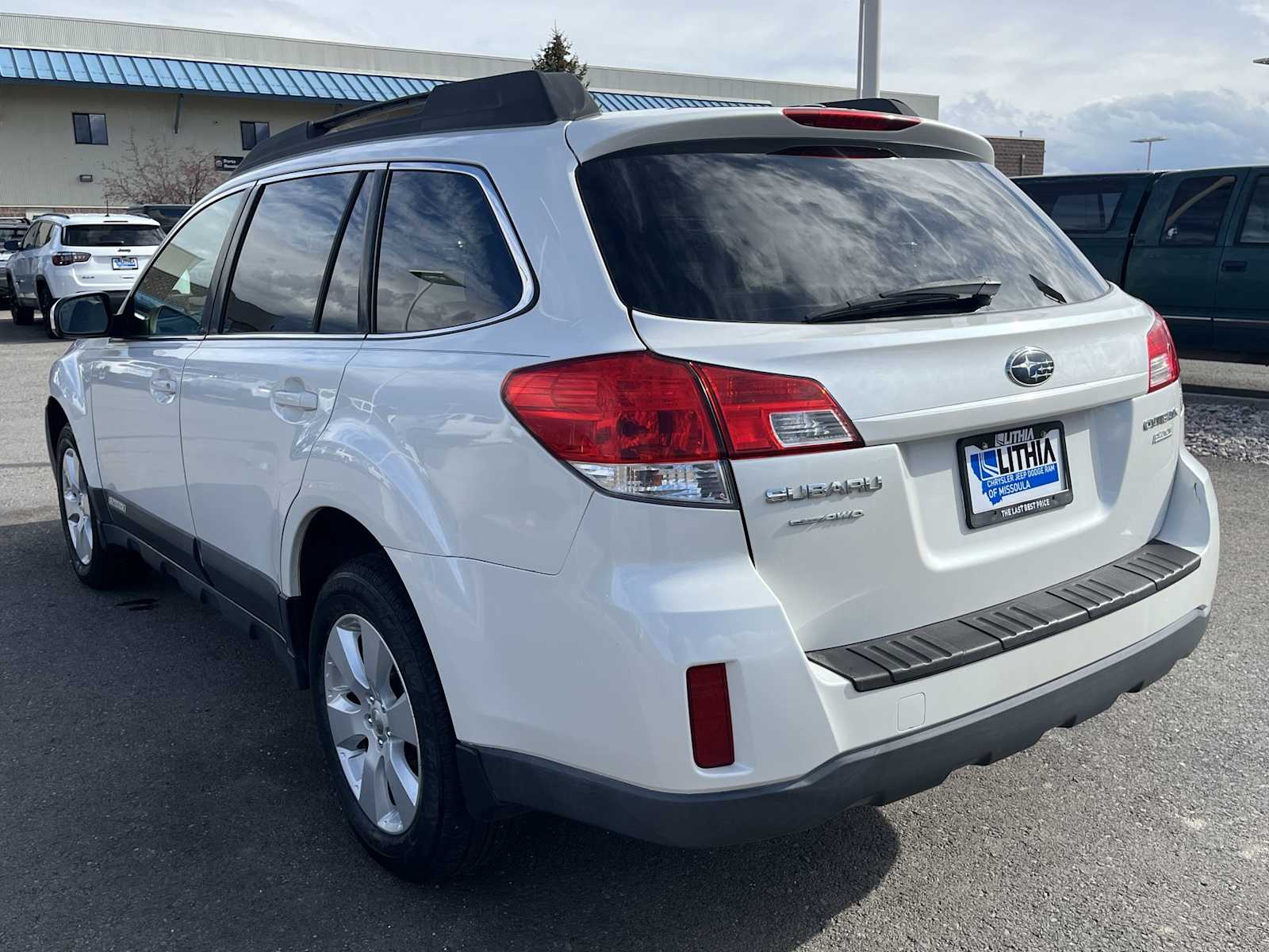 Thumbnail: 2010 Subaru Outback - 4