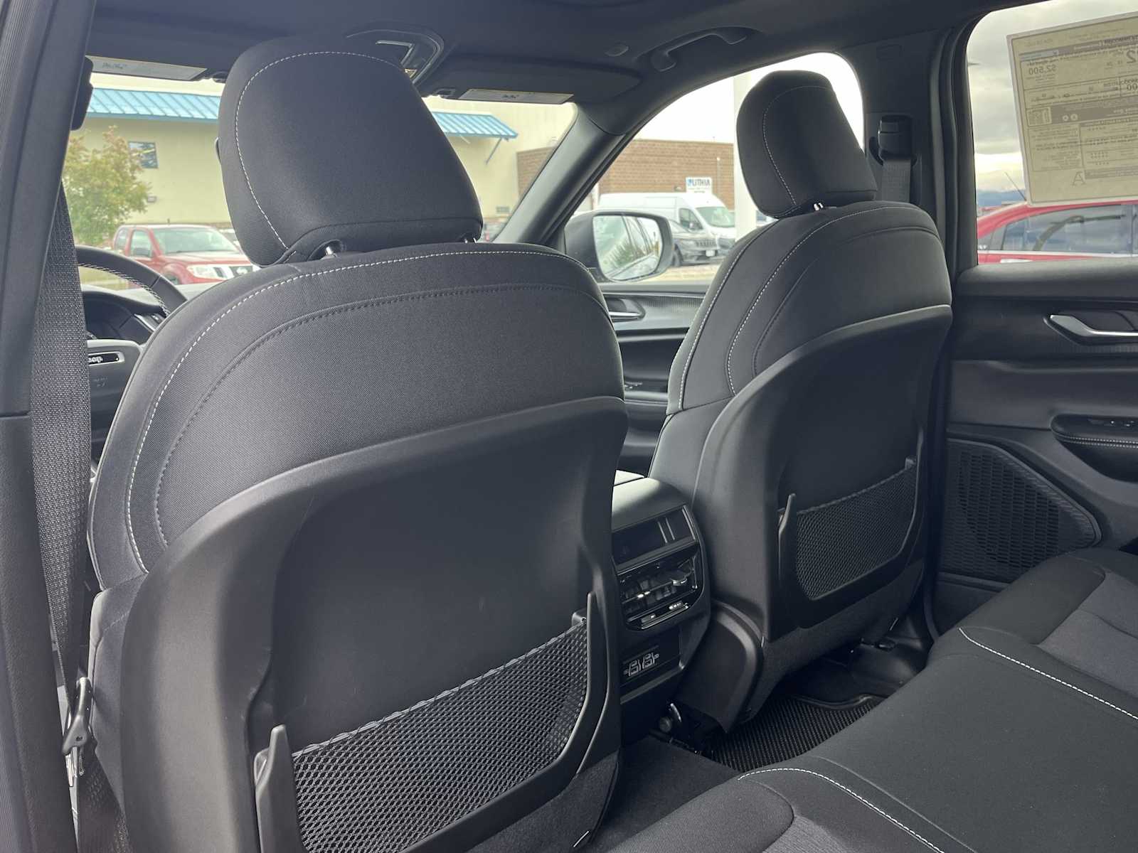 Thumbnail: 2025 Jeep Grand Cherokee - 12