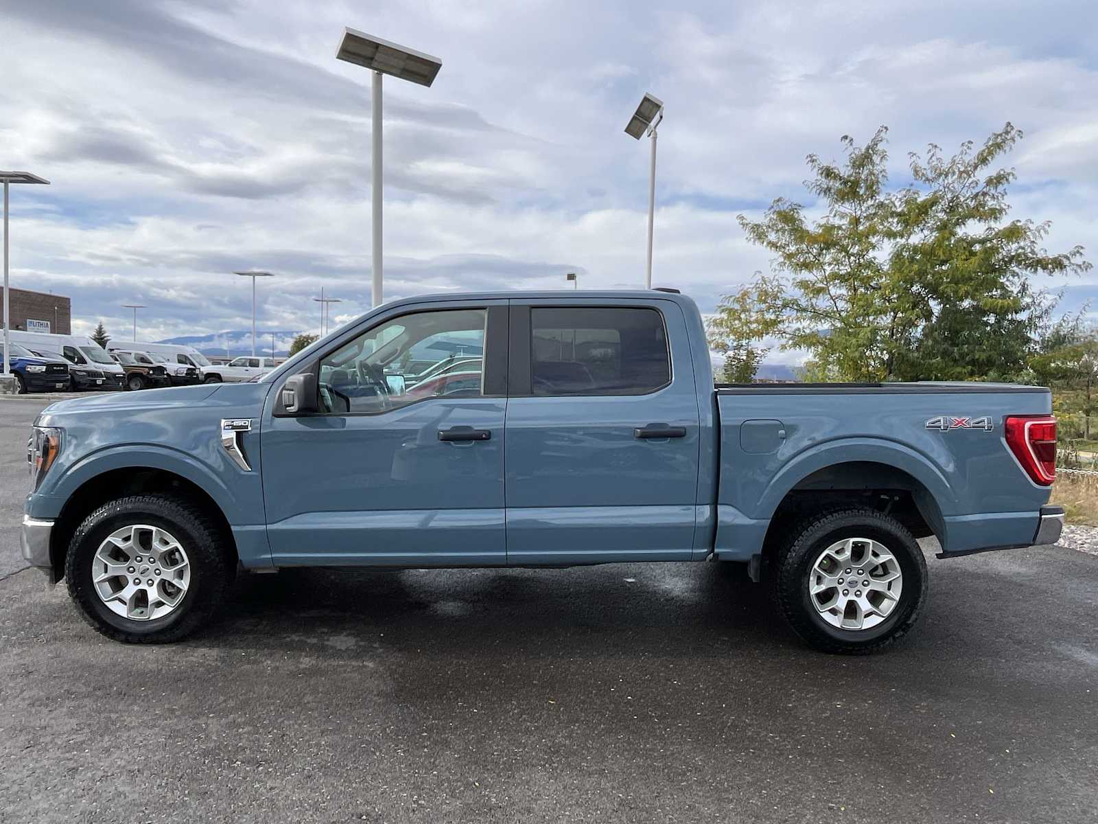 2023 Ford F-150 XLT photo 3