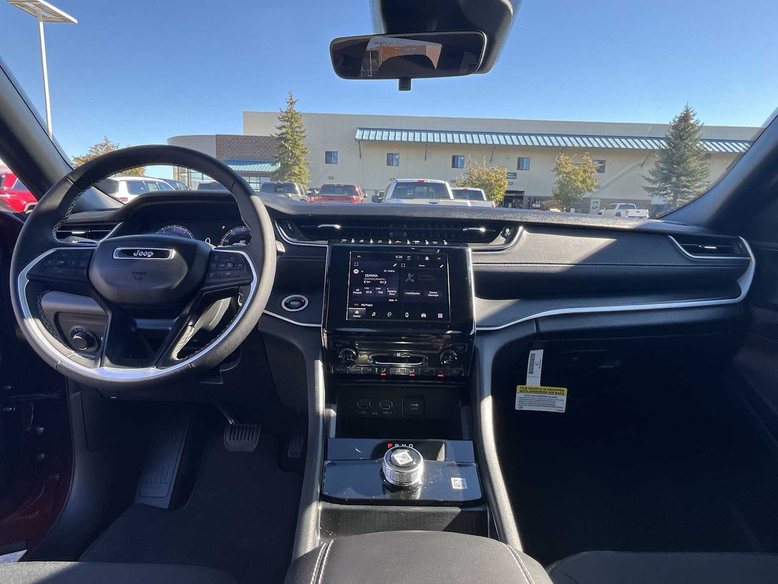 Thumbnail: 2025 Jeep Grand Cherokee - 10