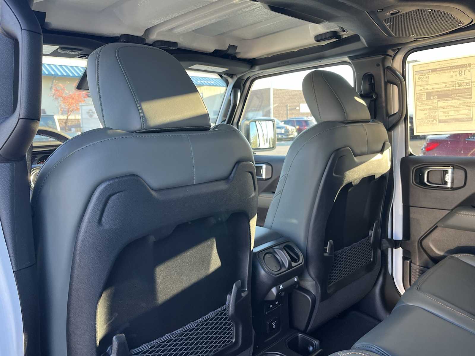 Thumbnail: 2026 Jeep Gladiator - 12