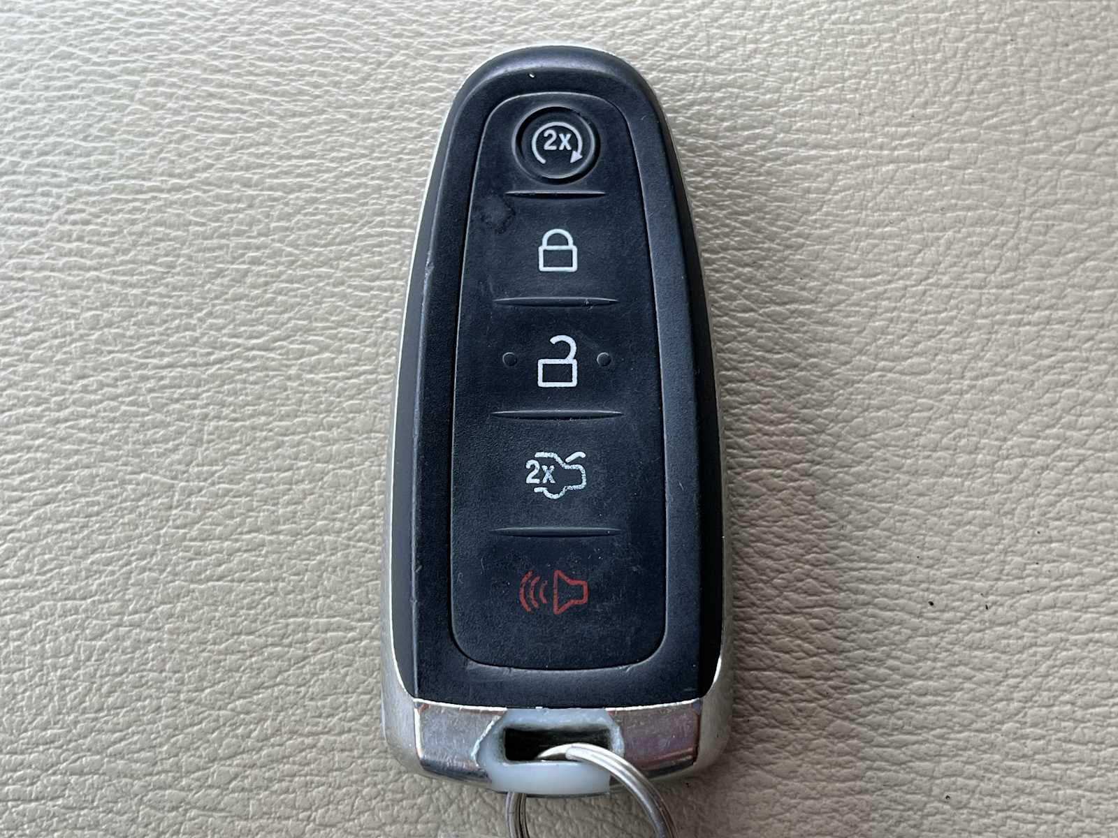 Thumbnail: 2019 Ford Flex - 20