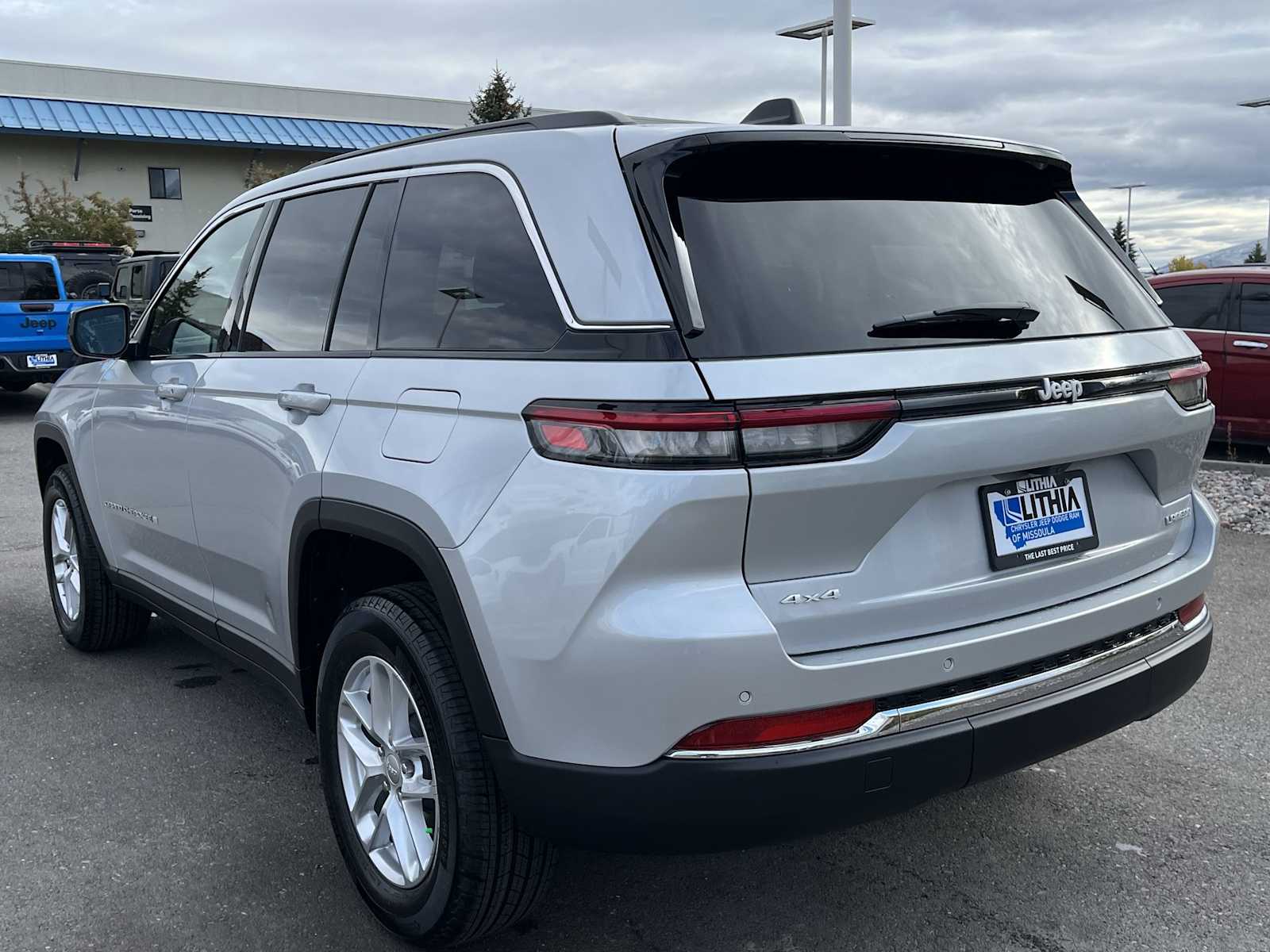 Thumbnail: 2025 Jeep Grand Cherokee - 4