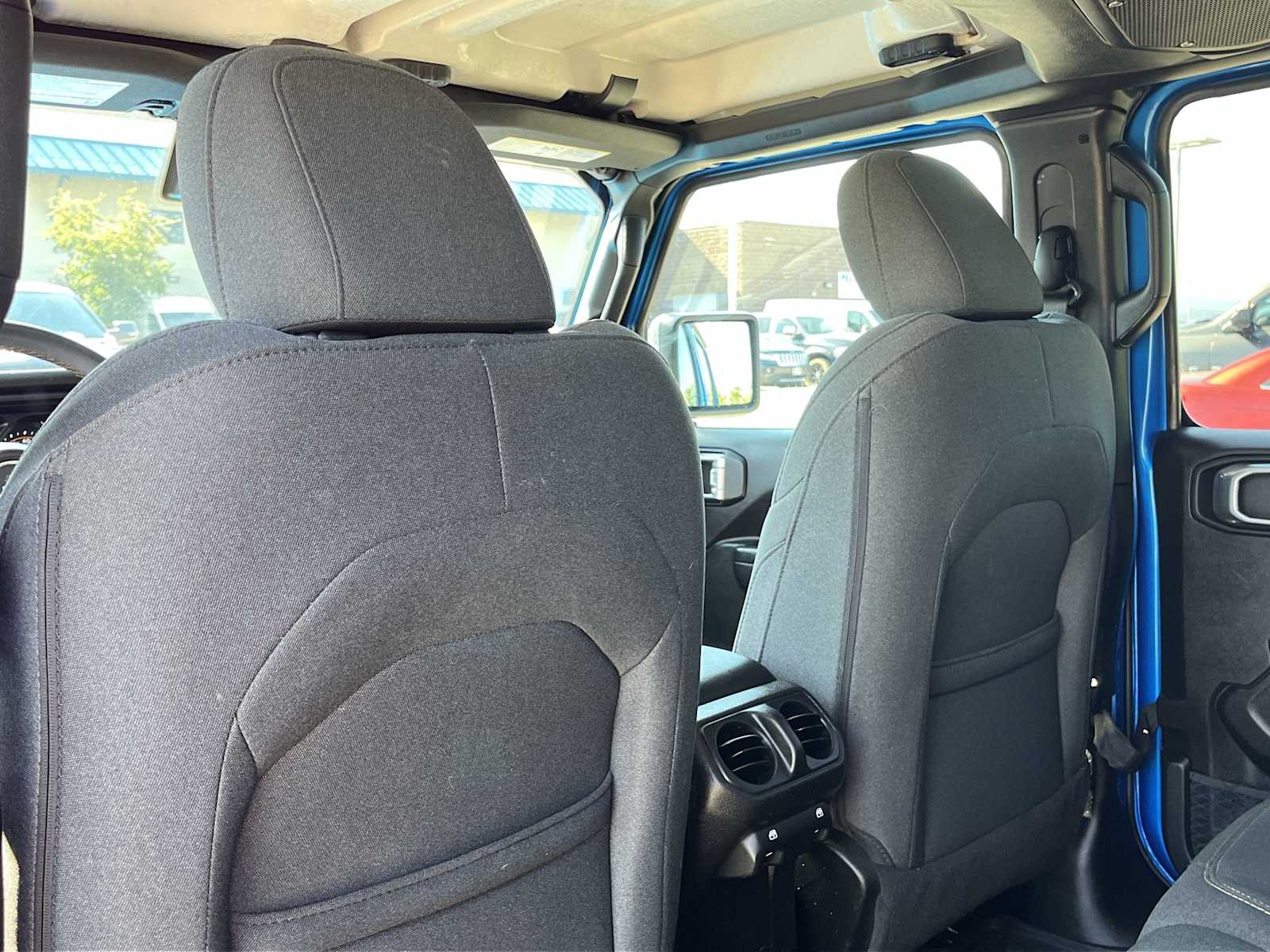 Thumbnail: 2024 Jeep Gladiator - 12