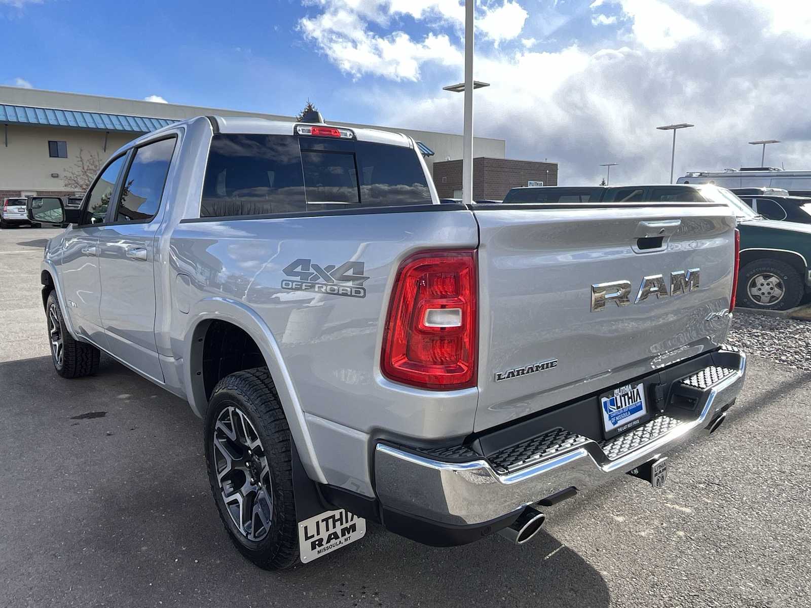 Thumbnail: 2026 RAM 1500 - 4