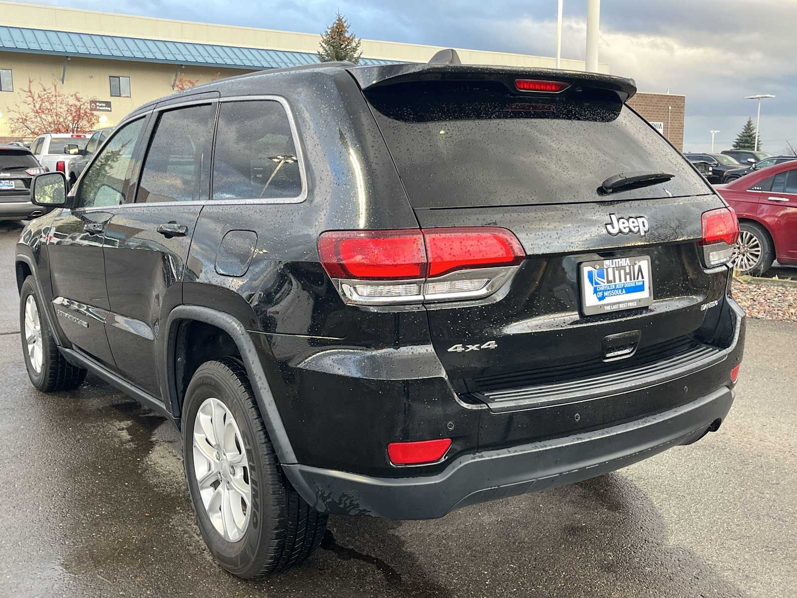 2022 Jeep Cherokee Laredo photo 4