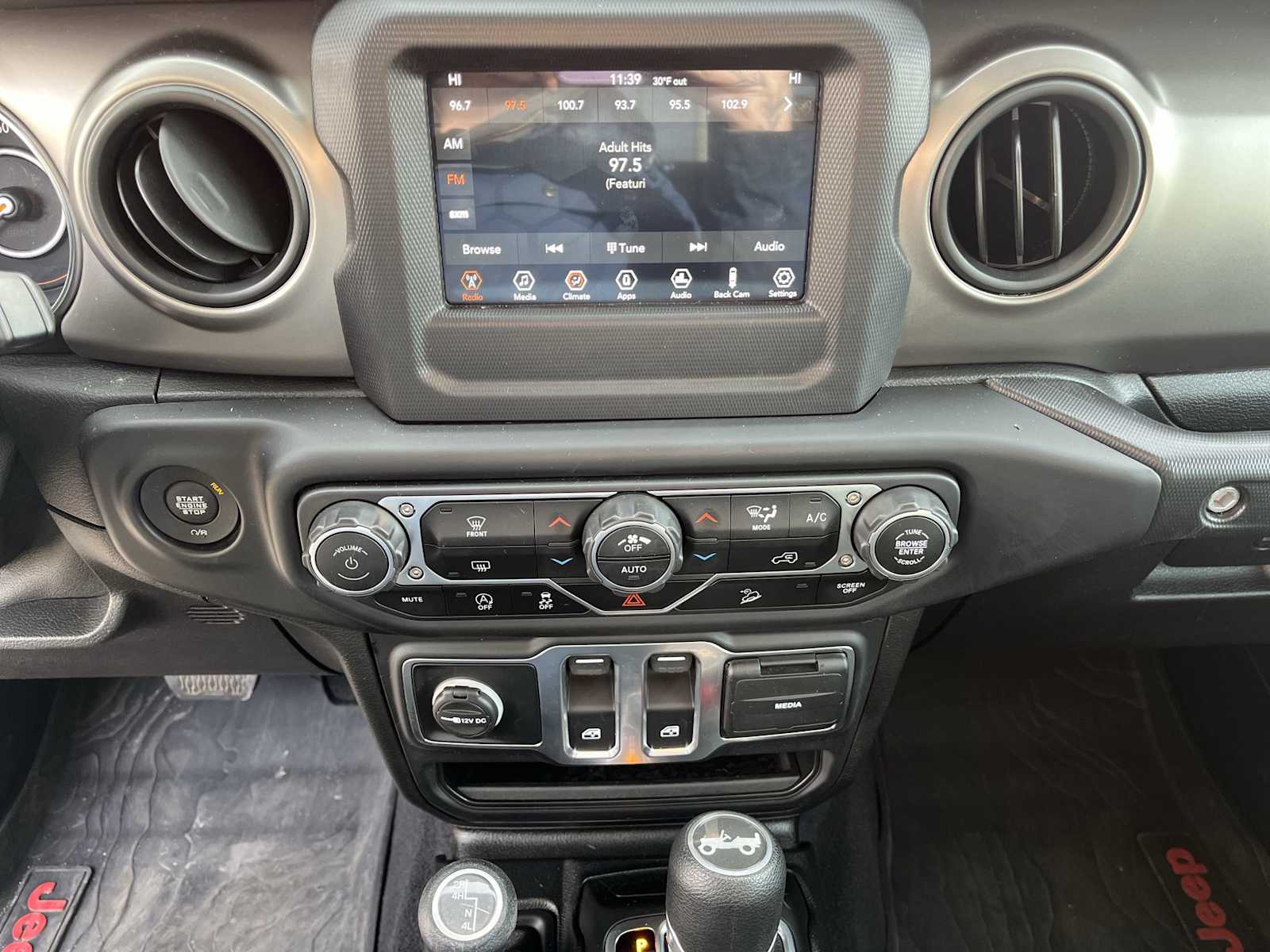 Thumbnail: 2020 Jeep Wrangler - 16