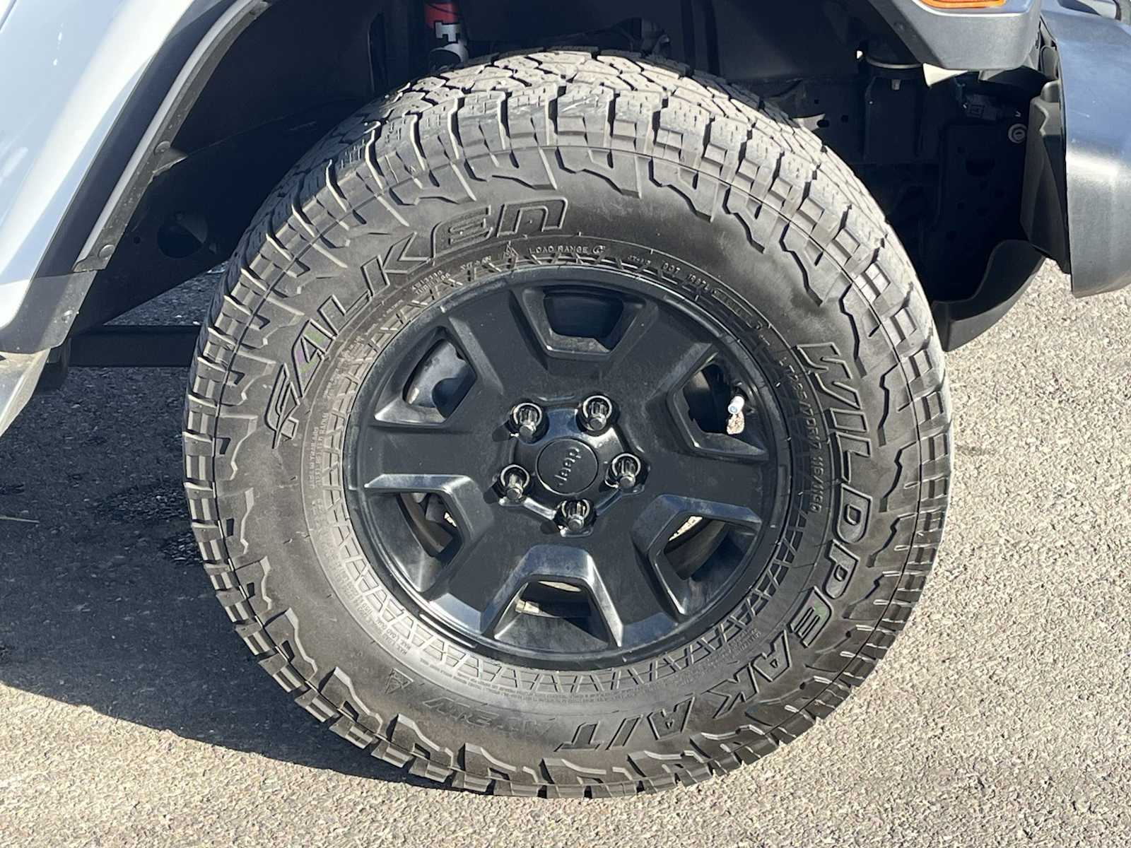 Thumbnail: 2020 Jeep Gladiator - 8